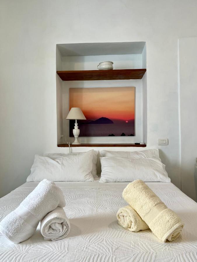 Antica Dimora Santa Marina Salina Bed & Breakfast Exterior photo