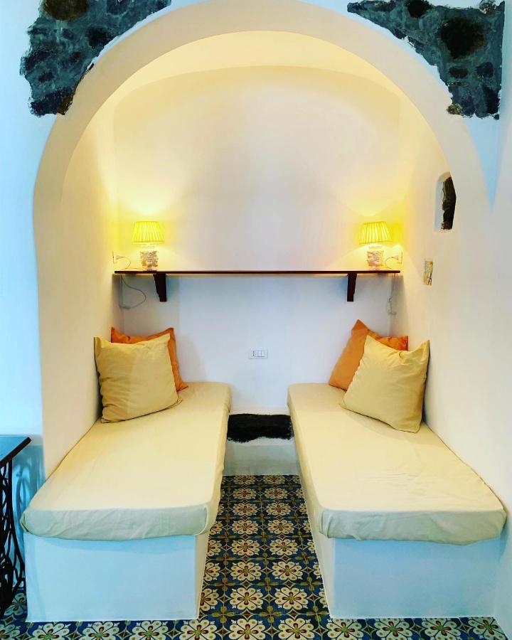 Antica Dimora Santa Marina Salina Bed & Breakfast Exterior photo